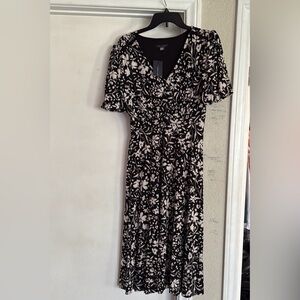 Tommy Hilfiger Black/White Ikat Floral Short Sleeve Jersey Midi Dress-Sz 8, NWT